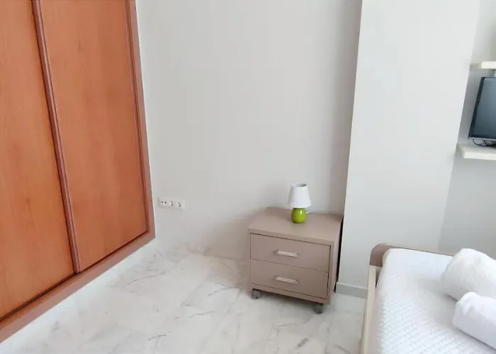 Zephyrus By Costa Apartment