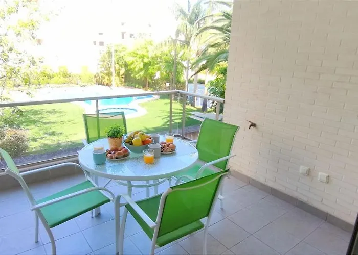 Zephyrus By Costa Apartmán